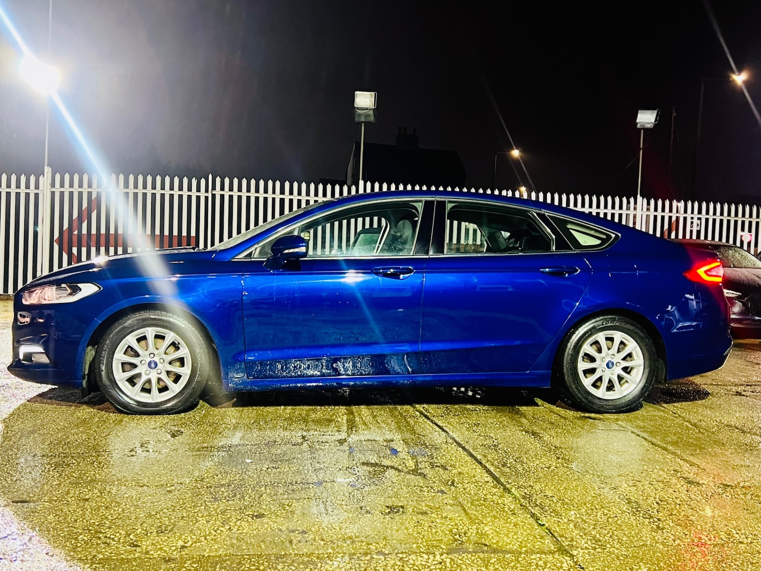 Used Ford Mondeo 2015 for sale - 76985224: Photo 3