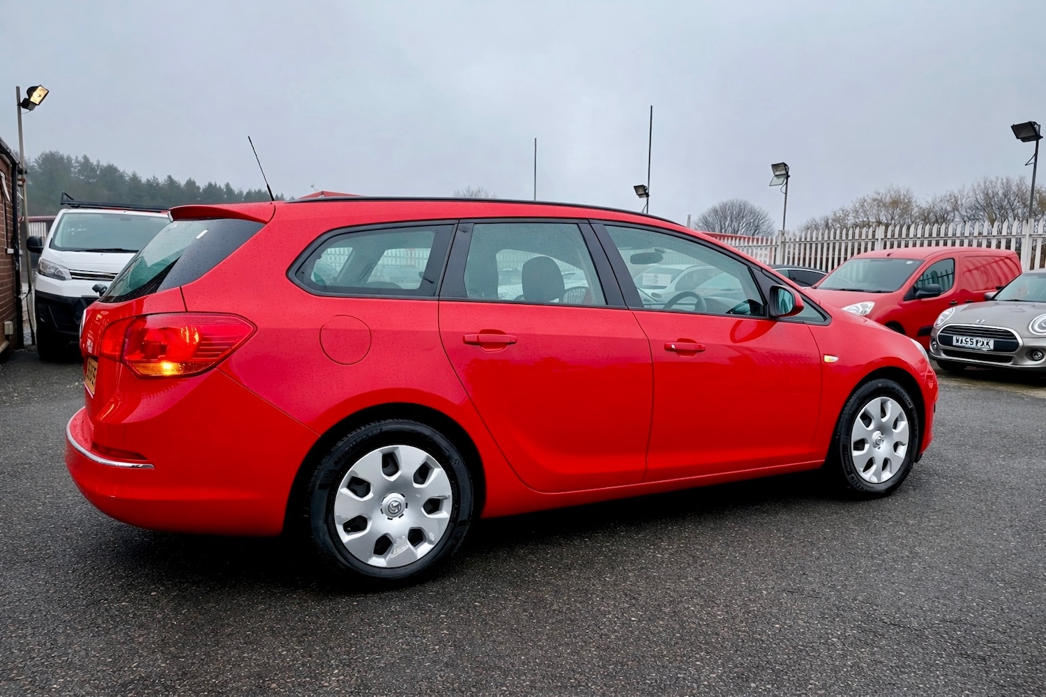 Used Vauxhall Astra 2013 for sale - 77438713: Photo 6
