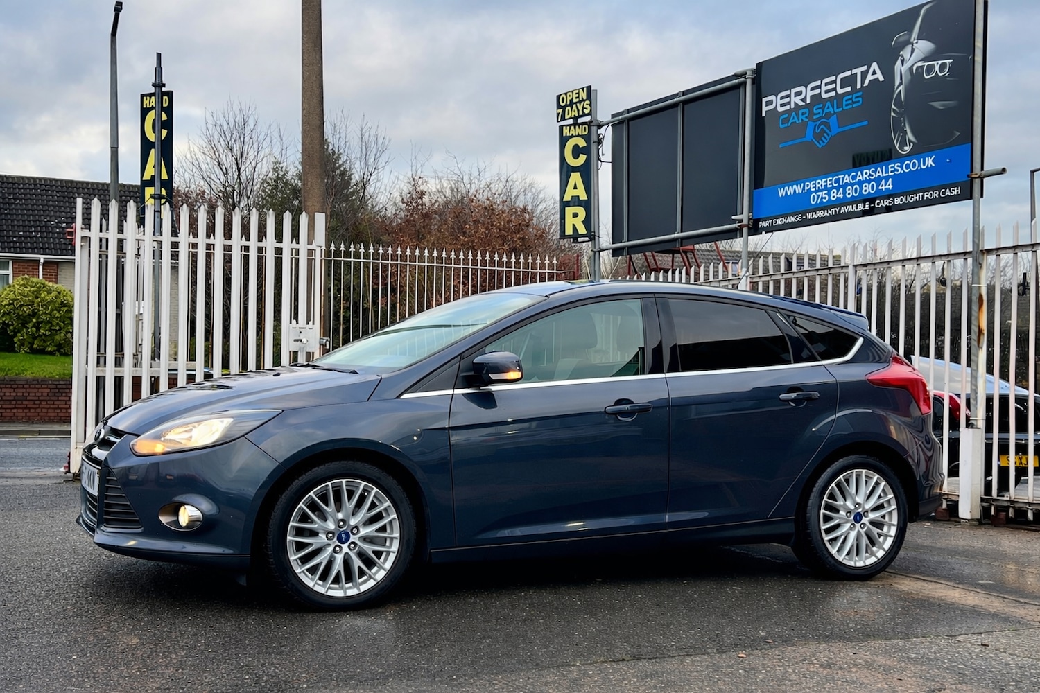 Used Ford Focus 2013 for sale - 77242024: Photo 2