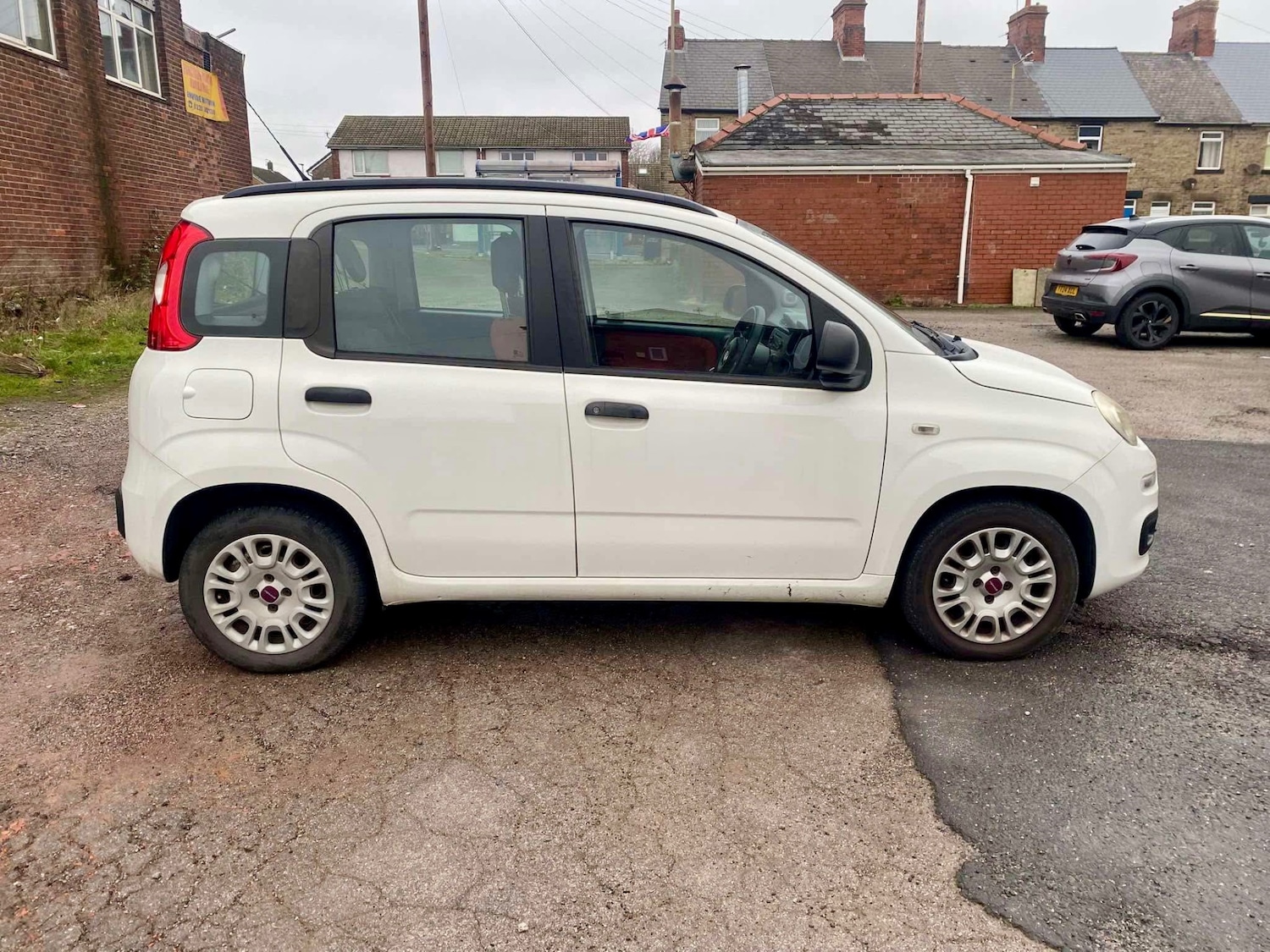 Used Fiat Panda 2015 for sale - 77083594: Photo 2