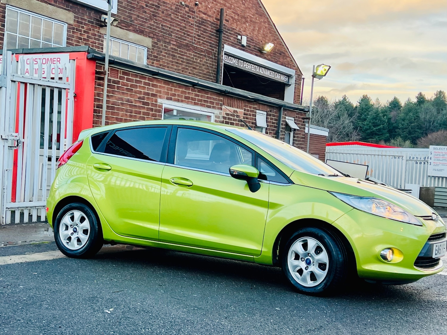 Used Ford Fiesta 2011 for sale - 76847732: Photo 11