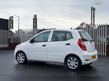 Used Hyundai i10 2013 for sale - 77626339: Photo