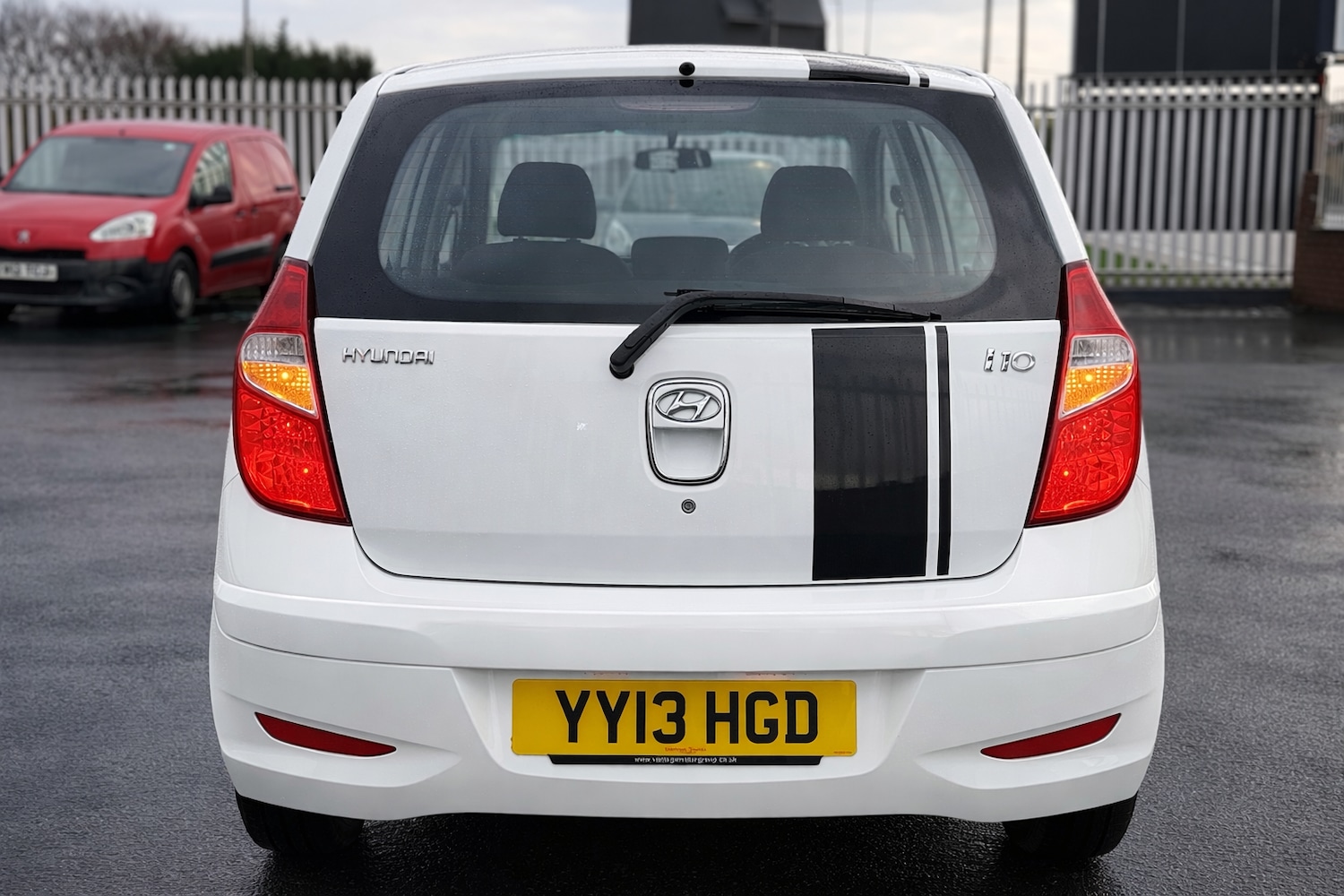 Used Hyundai i10 2013 for sale - 77626339: Photo 5