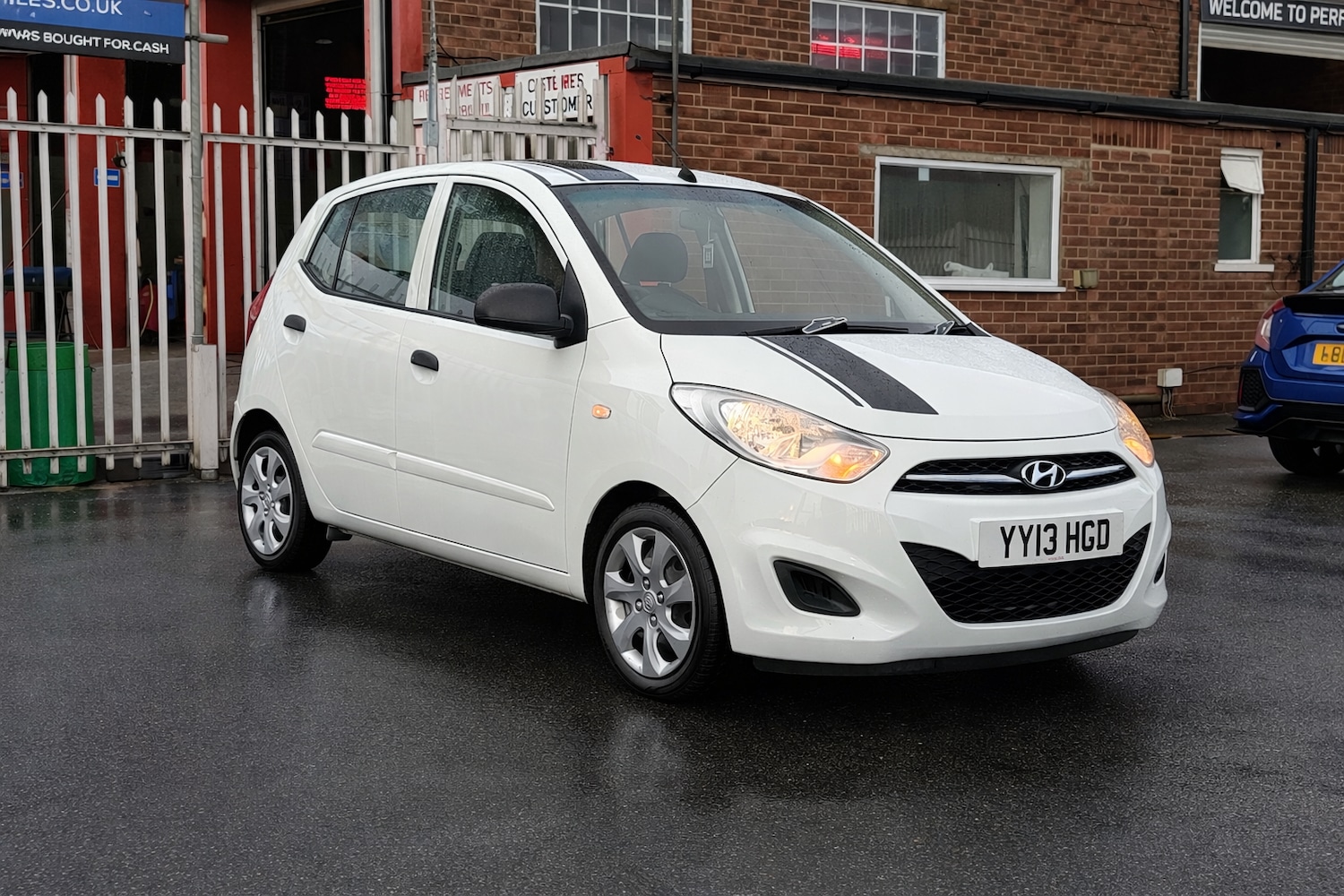 Used Hyundai i10 2013 for sale - 77626339: Photo 9