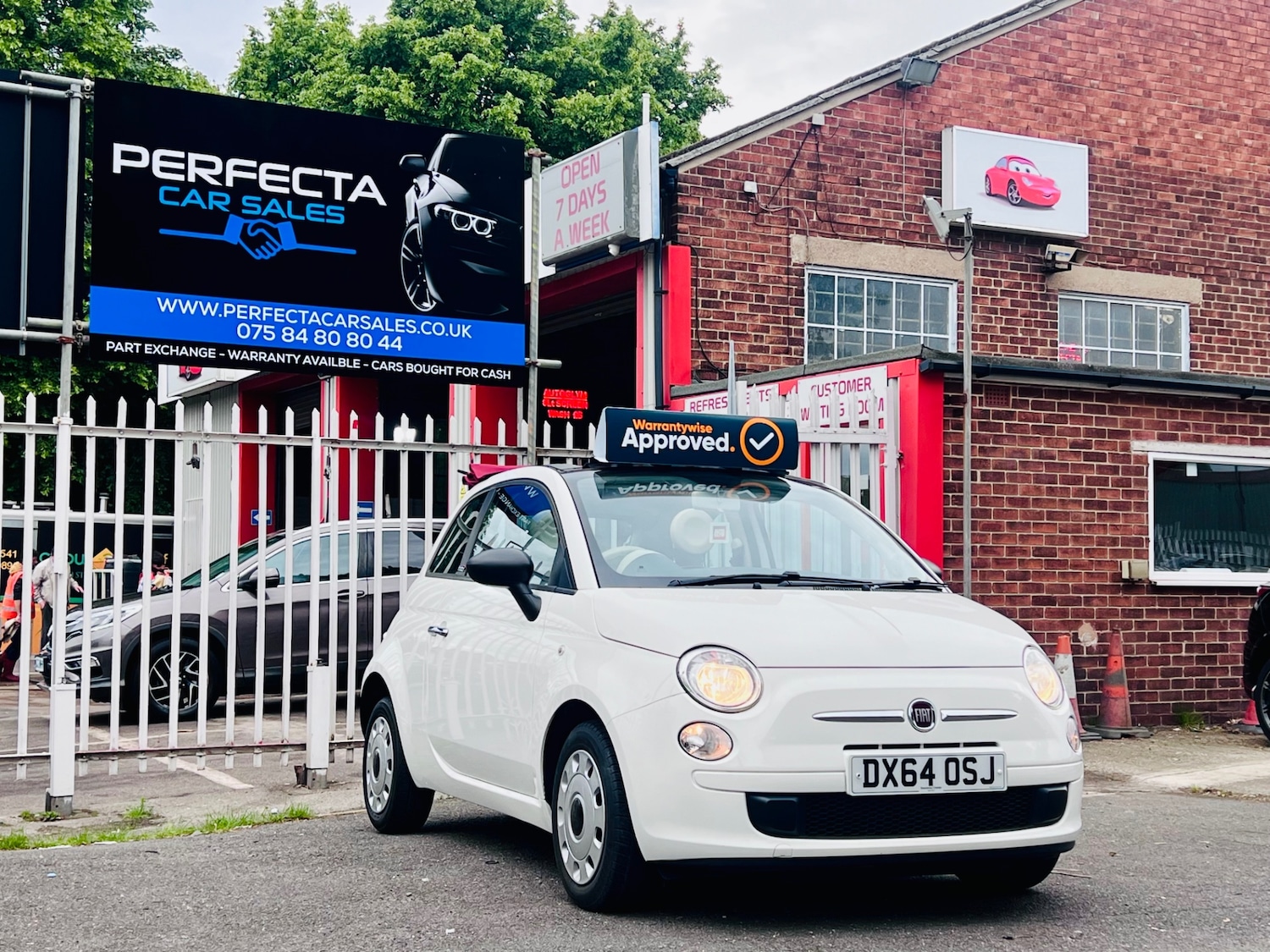 Used Fiat 500 2014 for sale - 76418599: Photo 9