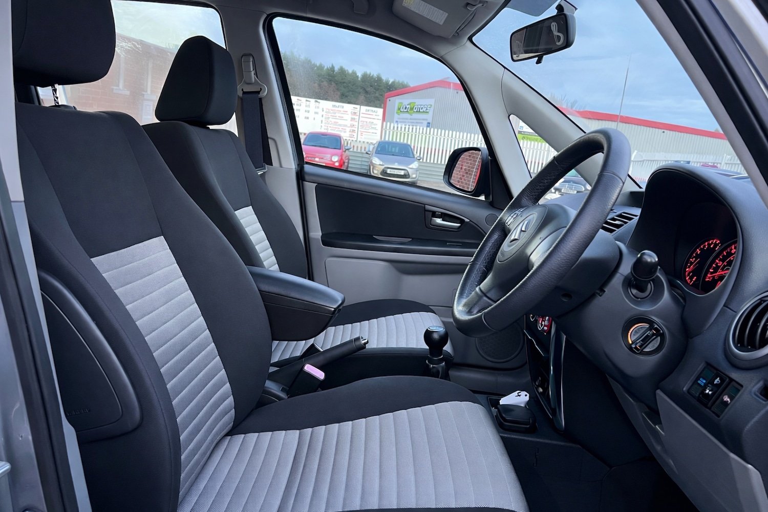 Used Suzuki SX4 2009 for sale - 77072978: Photo 12