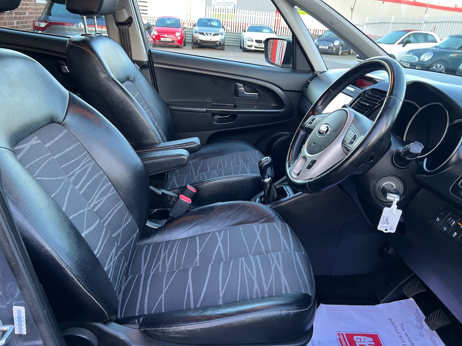 Used Kia Venga 2015 for sale - 76963098: Photo 19