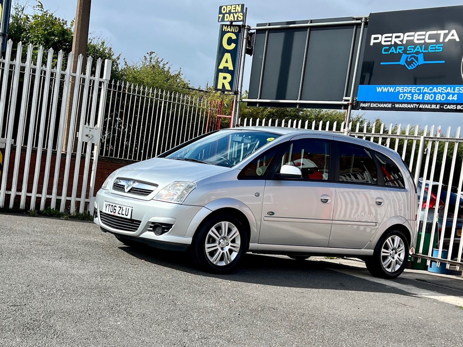 Used Vauxhall Meriva 2006 for sale - 76418538: Photo 2