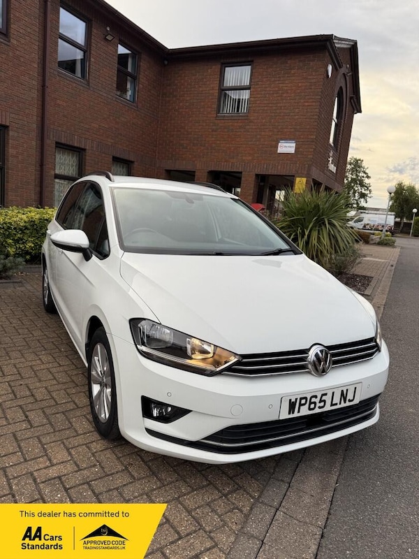Used Volkswagen Golf SV 2015 for sale - 76247589: Photo 1