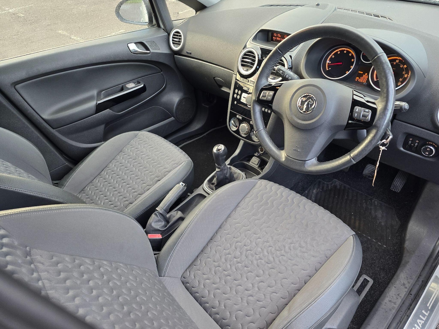 Used Vauxhall Corsa 2014 for sale - 77237686: Photo 17