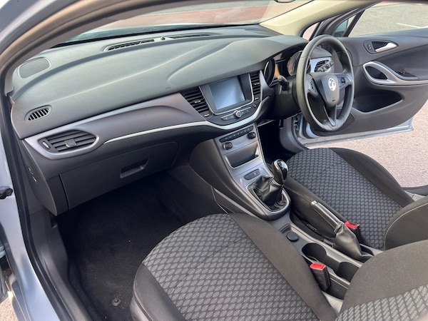 Used Vauxhall Astra 2017 for sale - 75646483: Photo 12