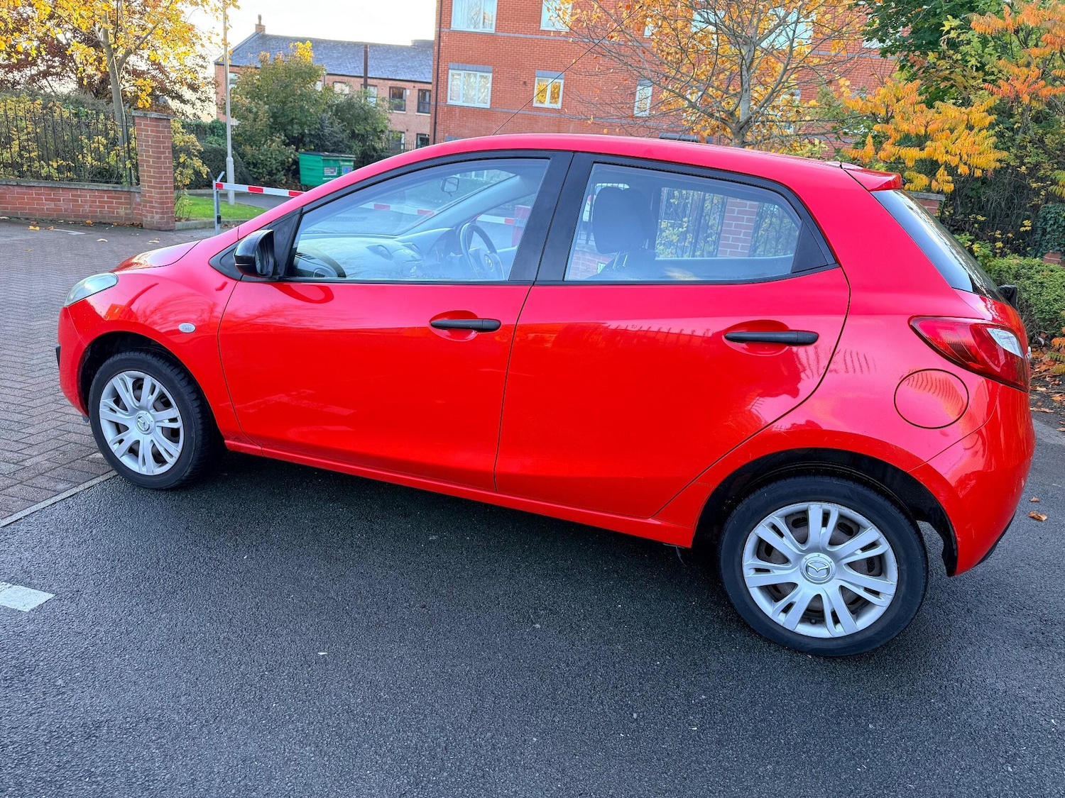 Used Mazda Mazda2 2013 for sale - 76701030: Photo 10