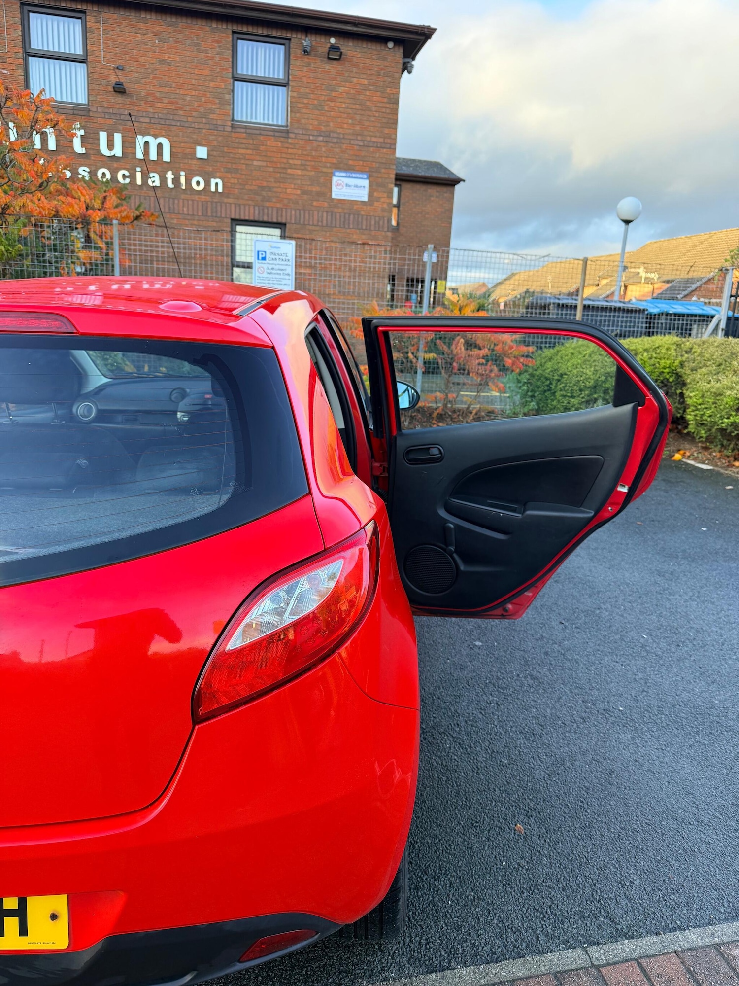 Used Mazda Mazda2 2013 for sale - 76701030: Photo 14