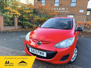 Used Mazda Mazda2 2013 for sale - 76701030: Photo