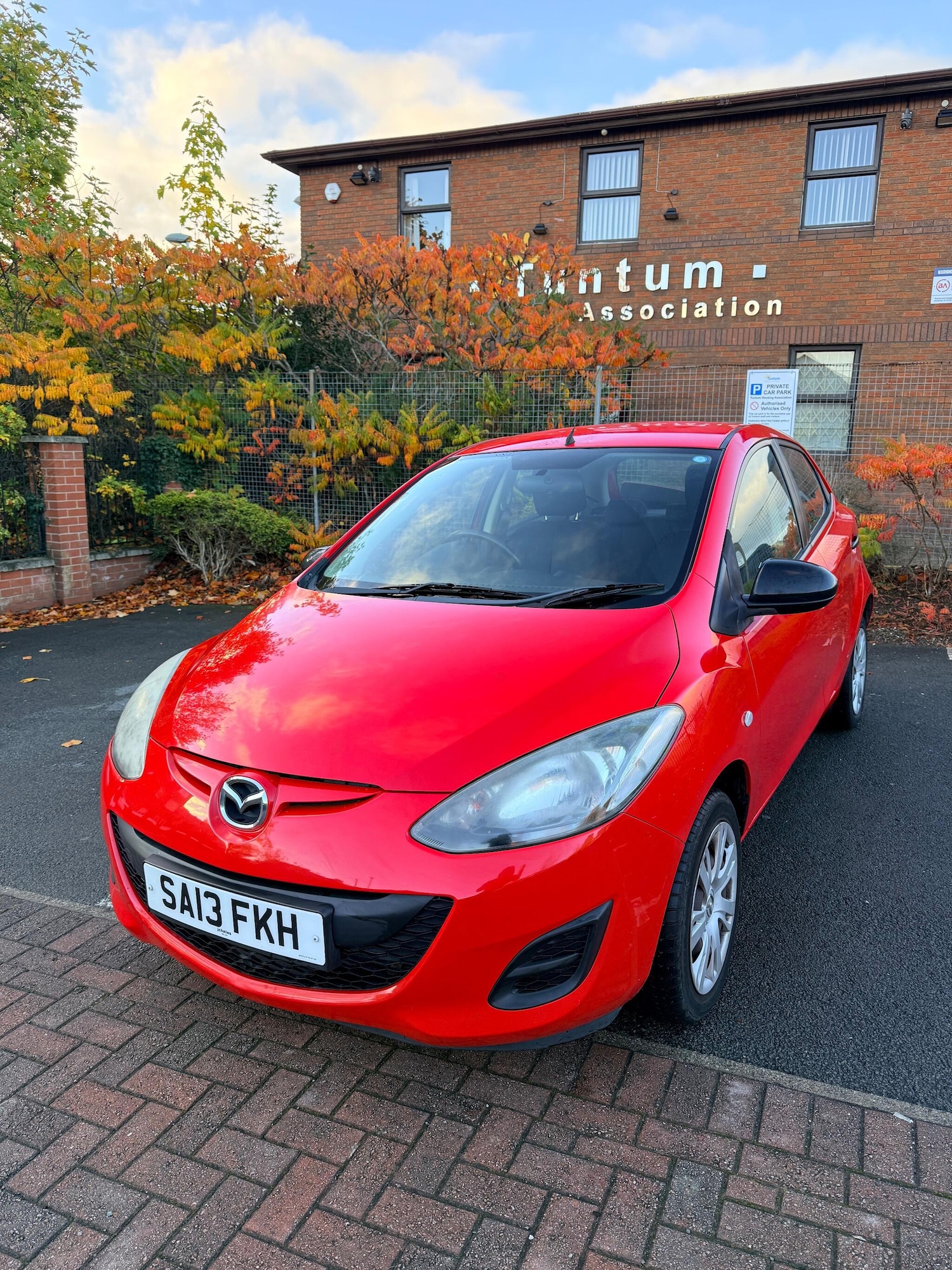 Used Mazda Mazda2 2013 for sale - 76701030: Photo 6
