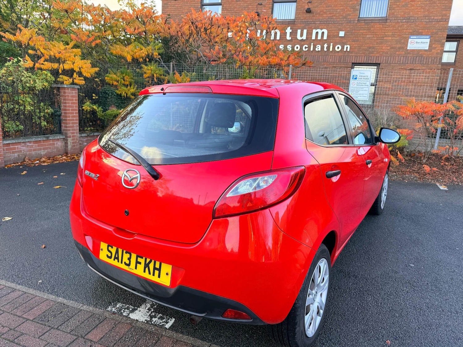 Used Mazda Mazda2 2013 for sale - 76701030: Photo 7