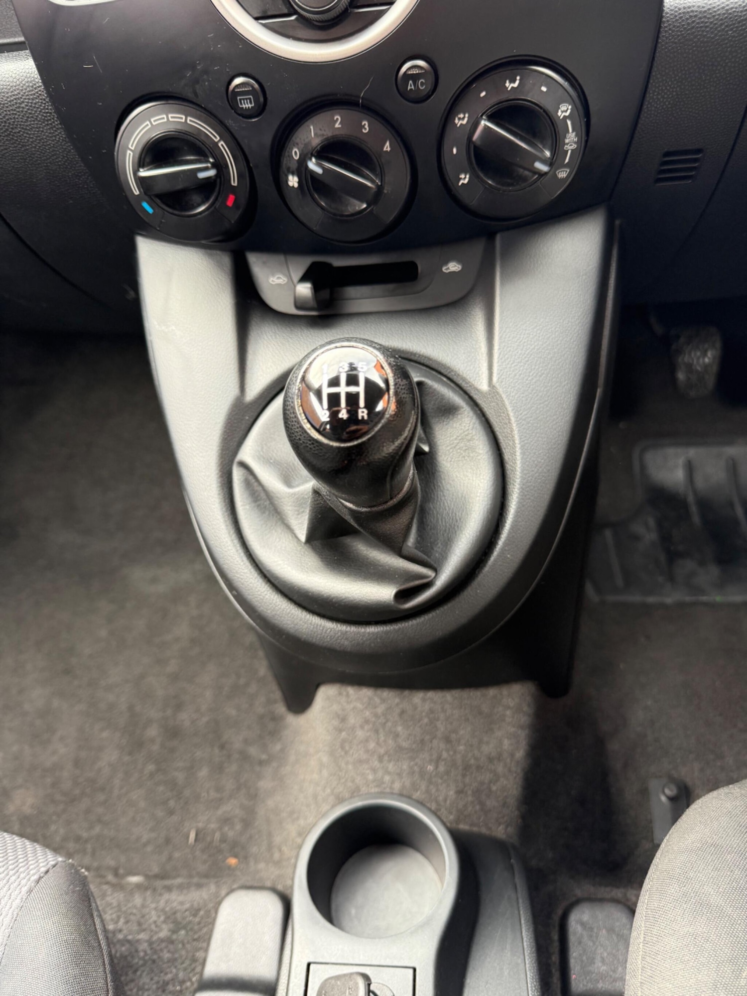 Used Mazda Mazda2 2009 for sale - 77633434: Photo 10