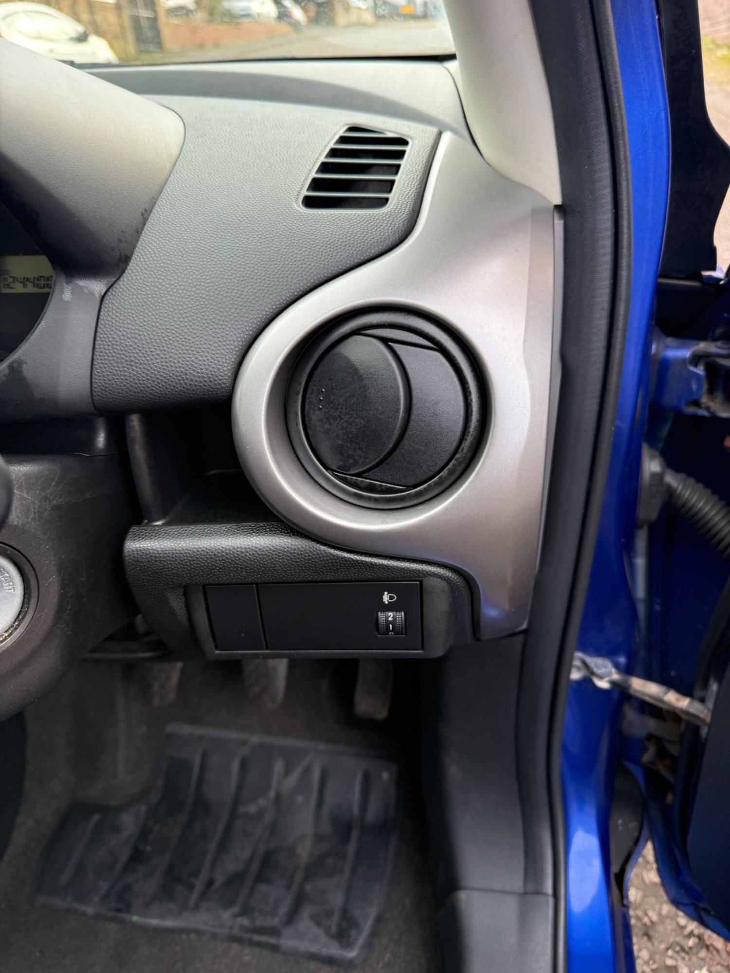 Used Mazda Mazda2 2009 for sale - 77633434: Photo 22