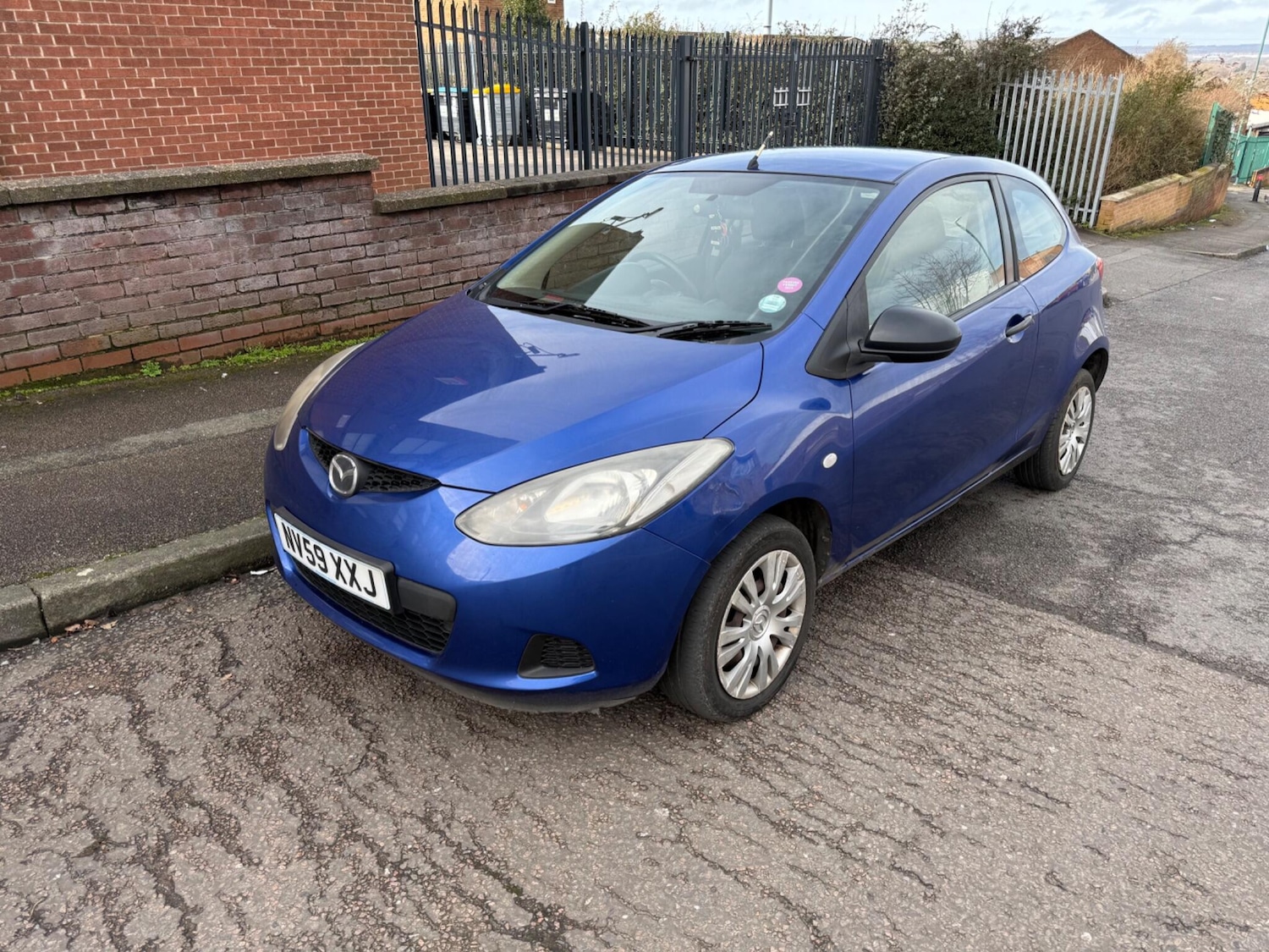 Used Mazda Mazda2 2009 for sale - 77633434: Photo 3