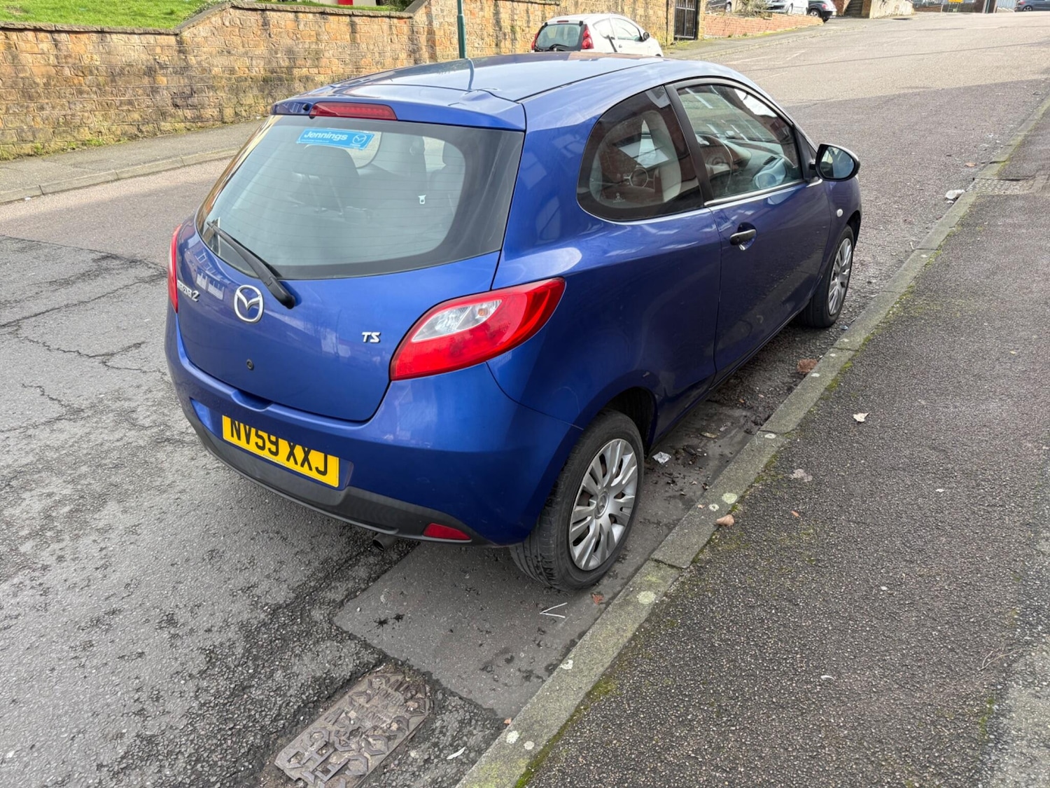 Used Mazda Mazda2 2009 for sale - 77633434: Photo 9