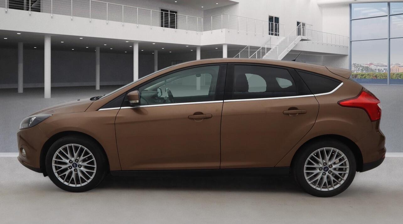 Used Ford Focus 2013 for sale - 77883151: Photo 4