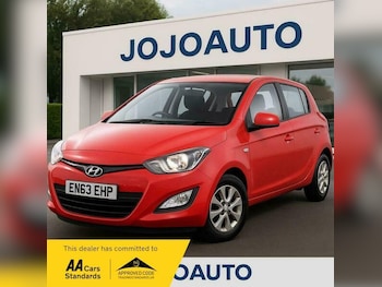 Used Hyundai i20 2014 for sale - 76703619: Photo