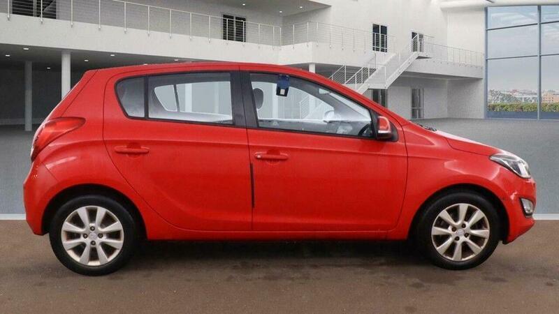 Used Hyundai i20 2014 for sale - 76703619: Photo 5