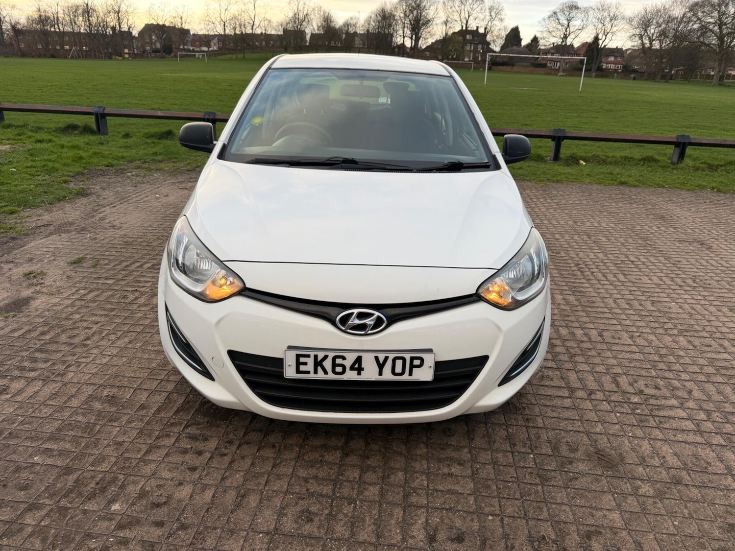 Used Hyundai i20 2014 for sale - 77883393: Photo 2