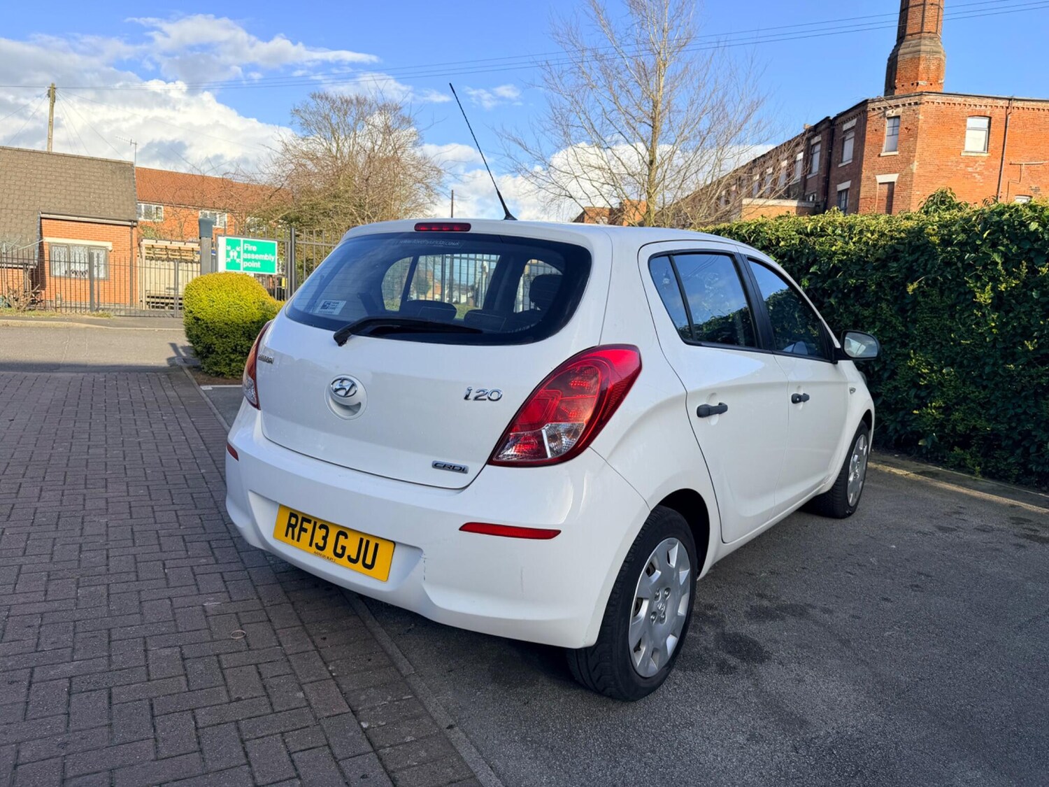 Used Hyundai i20 2013 for sale - 77882117: Photo 6