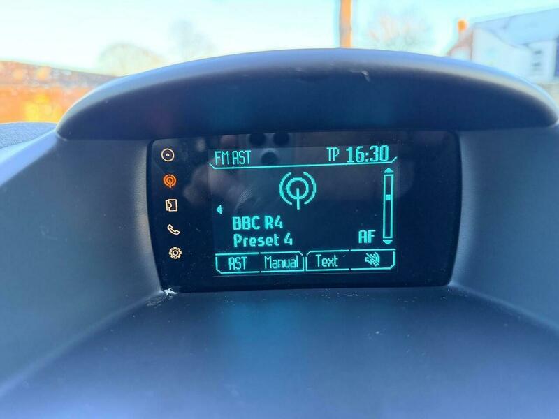 Used Ford Fiesta 2014 for sale - 77084358: Photo 31