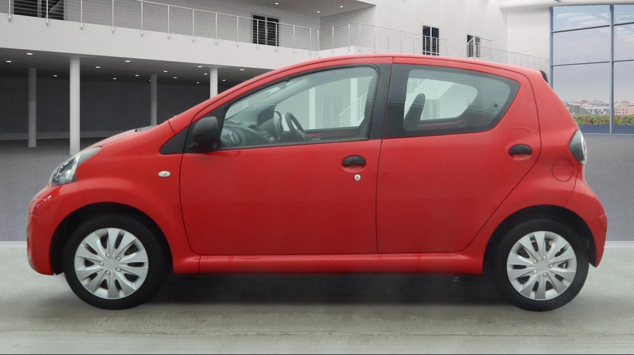 Used Toyota AYGO 2014 for sale - 77564632: Photo 6
