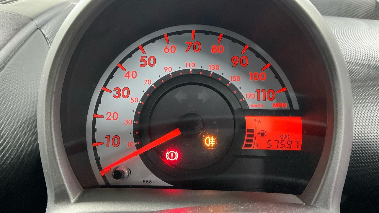 Used Toyota AYGO 2014 for sale - 77564632: Photo 9