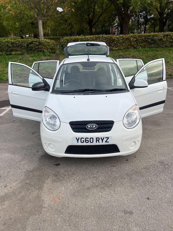 Used Kia Picanto 2010 for sale - 76239642: Photo 2