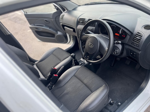 Used Kia Picanto 2010 for sale - 76239642: Photo 4