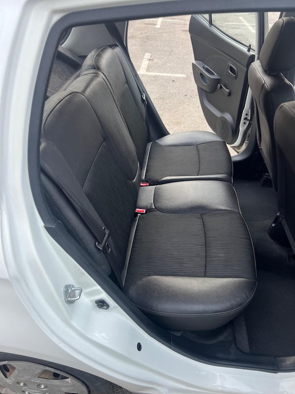 Used Kia Picanto 2010 for sale - 76239642: Photo 5