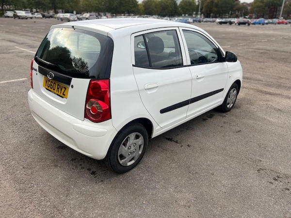 Used Kia Picanto 2010 for sale - 76239642: Photo 8