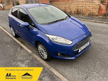 2013 (13) - 1.0T EcoBoost Titanium Euro 5 (s/s) 5dr