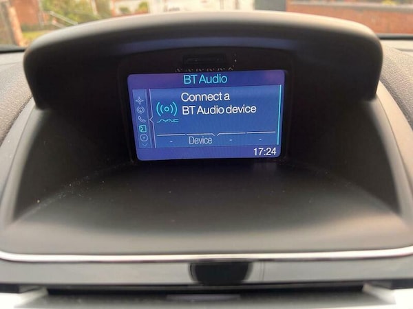 Used Ford Fiesta 2013 for sale - 76158978: Photo 24