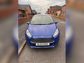 Used Ford Fiesta 2013 for sale - 76158978: Photo 2