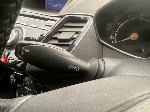 Used Ford Fiesta 2013 for sale - 76158978: Photo 38