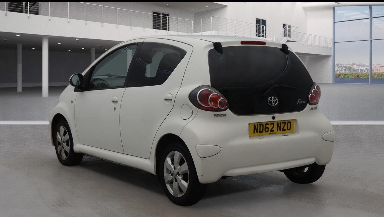 Used Toyota AYGO for sale - 77957060: Photo 3