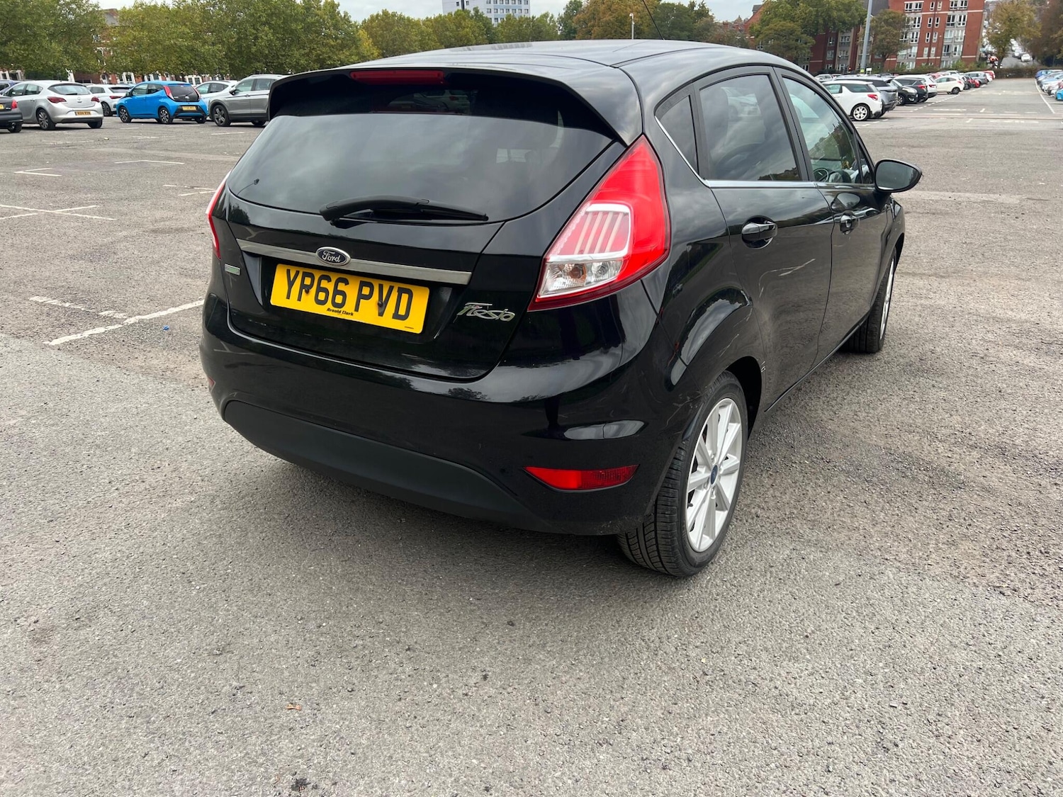 Used Ford Fiesta 2016 for sale - 76703624: Photo 11