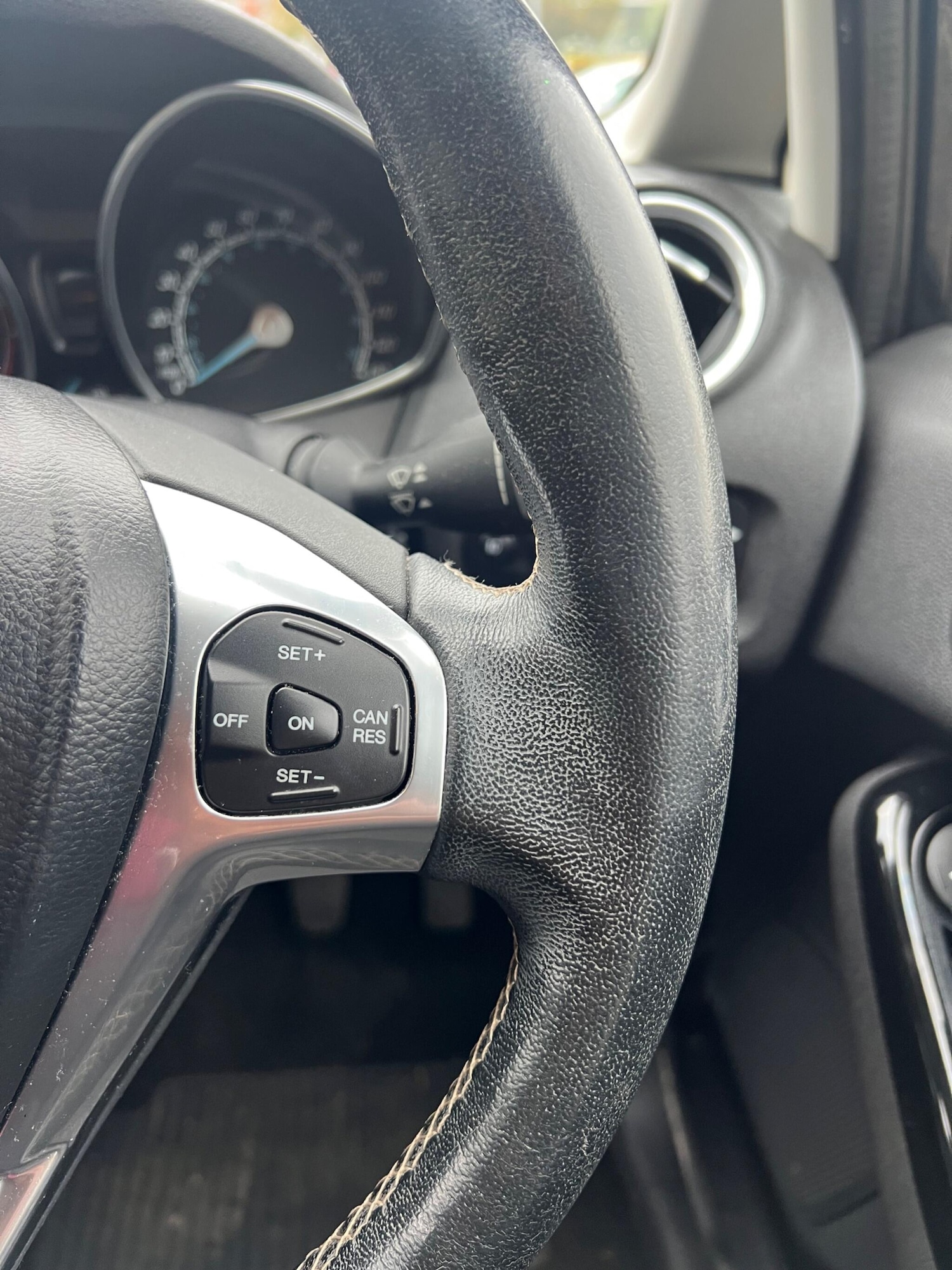 Used Ford Fiesta 2016 for sale - 76703624: Photo 31