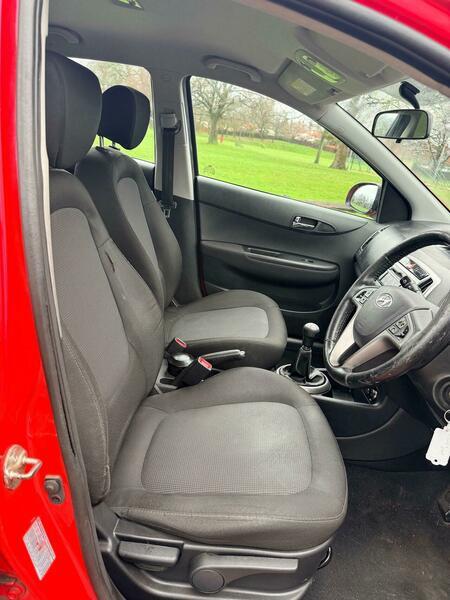 Used Hyundai i20 2014 for sale - 76886680: Photo 14