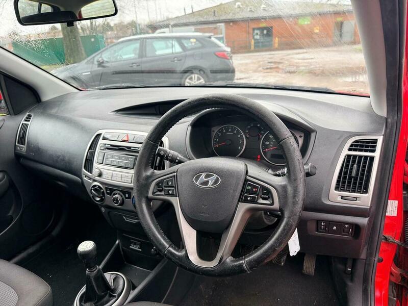 Used Hyundai i20 2014 for sale - 76886680: Photo 19