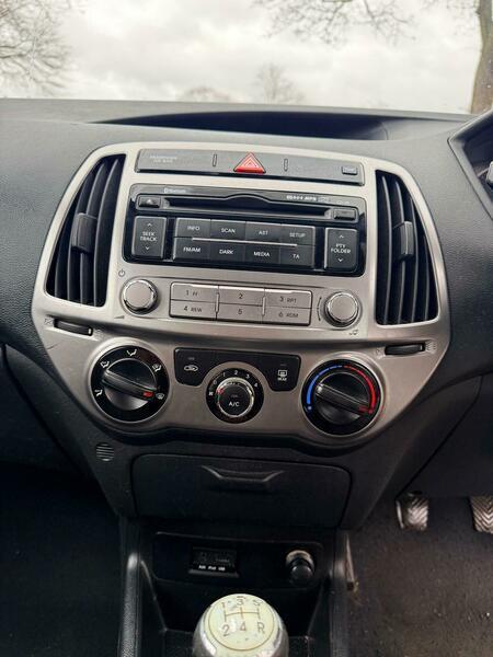 Used Hyundai i20 2014 for sale - 76886680: Photo 24