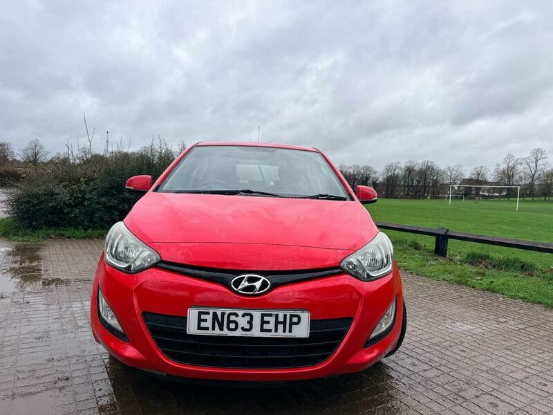 Used Hyundai i20 2014 for sale - 76886680: Photo 4