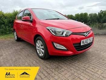 Used Hyundai i20 2012 for sale - 78853920: Photo