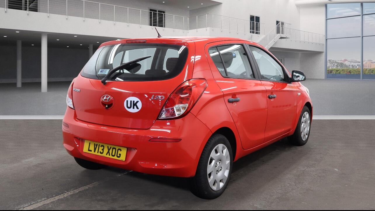 Used Hyundai i20 2013 for sale - 77358430: Photo 5