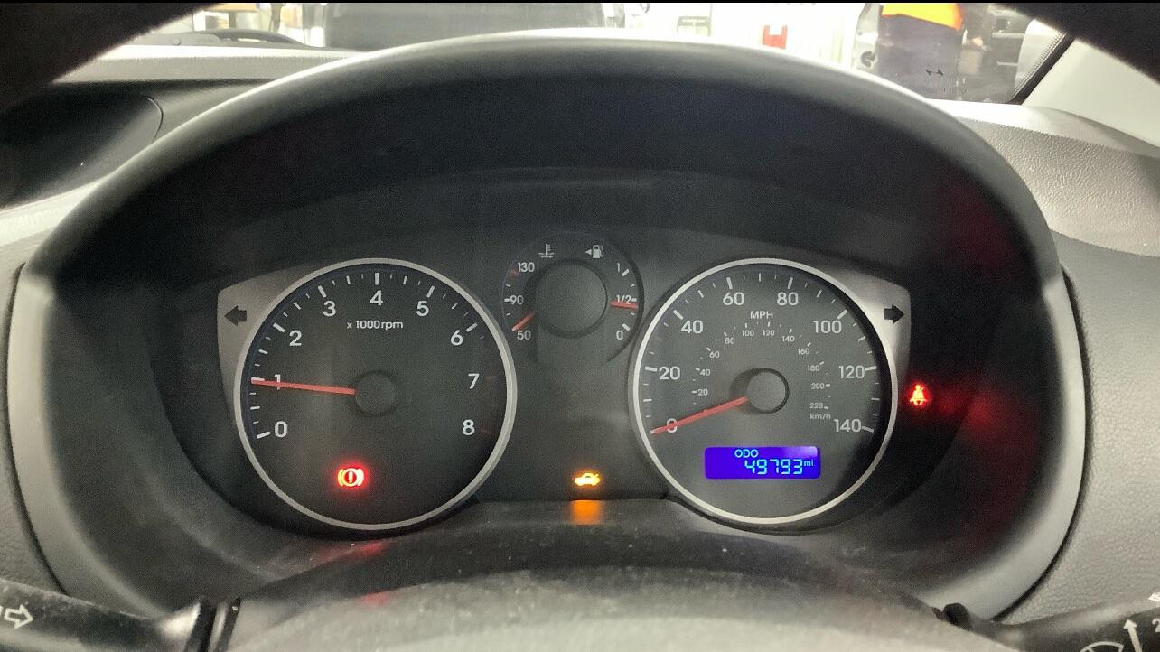 Used Hyundai i20 2013 for sale - 77358430: Photo 9